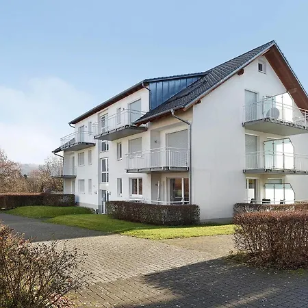 Modern & Ruhig Mit Parkplatz Und 2 Balkonen - Herbstsonne *